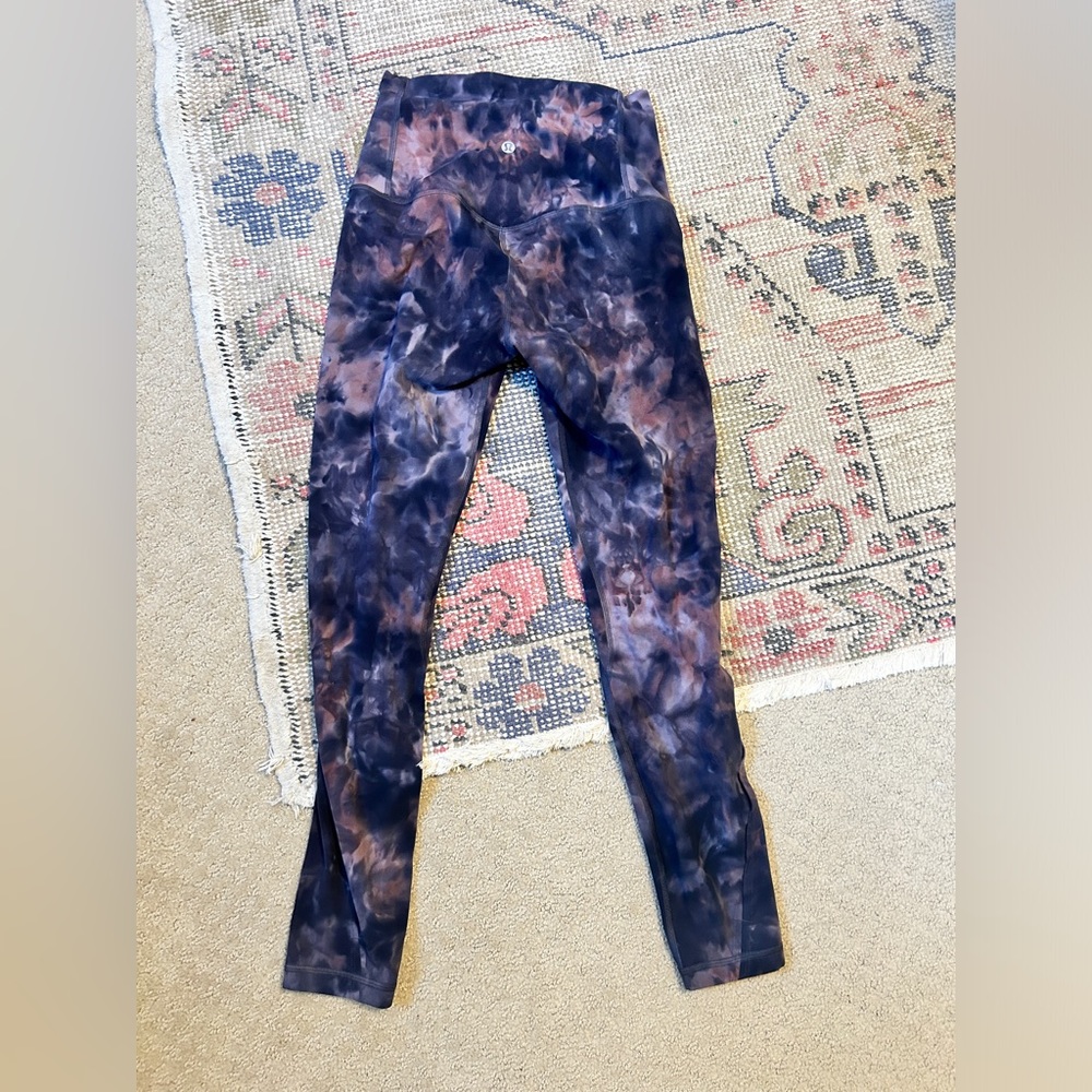 Lululemon Unlimit High-Rise Tight 25" - Size 4